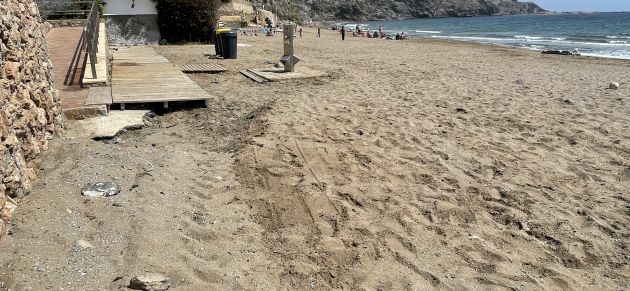 El Gobierno de Moreno vuelve a demostrar su falta de previsiÃ³n iniciando obras en las playas en pleno verano