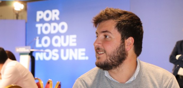 La mayorÃ­a absoluta del PSOE impide defender la libertad en la elecciÃ³n de centro educativo