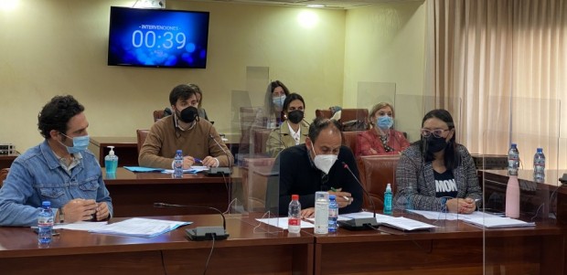 Mari Carmen Moreno y su equipo de Gobierno votan en contra de las medidas propuestas por el PP