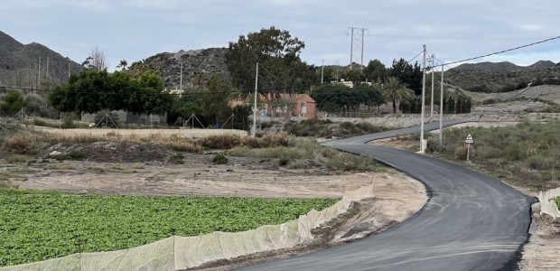 La Consejería de Agricultura invierte más de 350.000€ en el reacondicionamiento del camino del Collado de en Medio y más de 250.000€