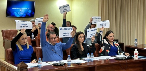 Reverte: “El PSOE de Águilas es cómplice de las atrocidades que ha pactado Pedro Sánchez al votar en contra del rechazo a la Ley de Am