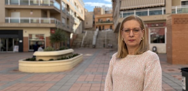 El PP pide a Moreno que abandone su política de brazos caídos y que actúe para remodelar y acondicionar la plaza del residencial Capri