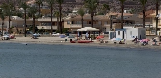 El Partido Popular insta al Ejecutivo de Moreno a mantener la playa de Calabardina en condiciones óptimas durante todo el verano