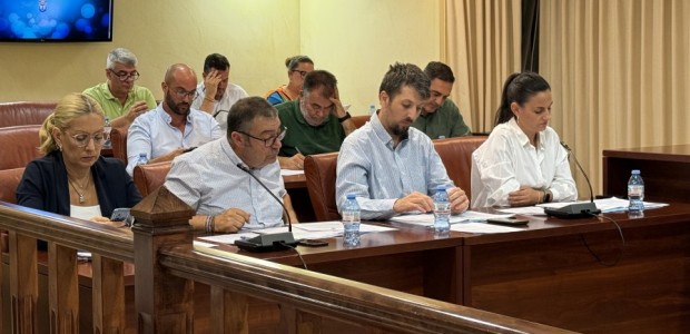 El PP de Águilas logra el respaldo mayoritario del pleno para exigir más efectivos policiales en la Región ante la pasividad del Gobiern