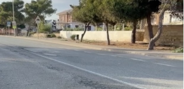 El PP exige al ayuntamiento que ejecute de inmediato las obras de la travesía de Calabardina financiadas por el Gobierno regional